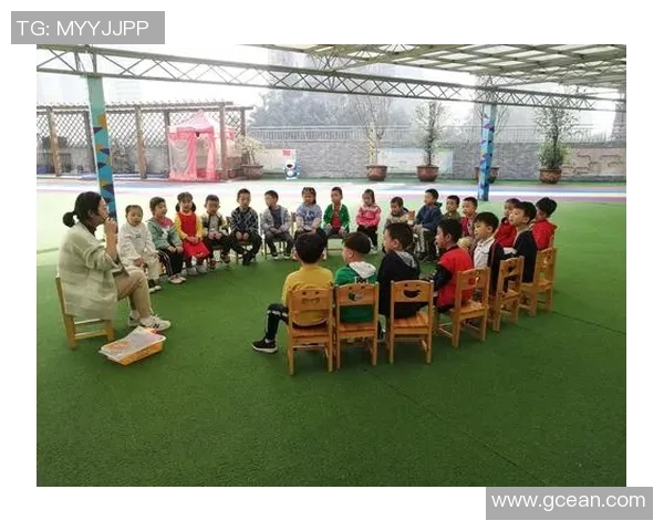 雪莉心目中的足球偶像揭晓他在场上的精彩瞬间与生活中的真实一面 雪莉心目中的足球偶像揭晓他在场上的精彩瞬间与生活中的真实一面