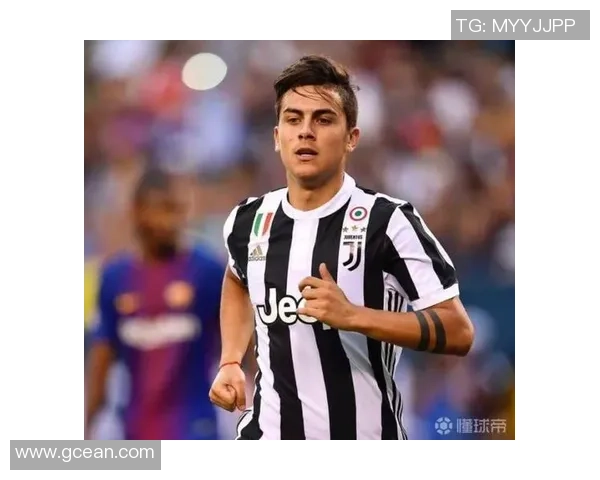 足球明星时尚生活瞬间分享帅照集锦尽显魅力与风采 足球明星时尚生活瞬间分享帅照集锦尽显魅力与风采